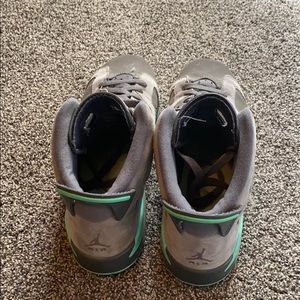 Air Jordan 6 Gs ‘Green Glow’ Youth
